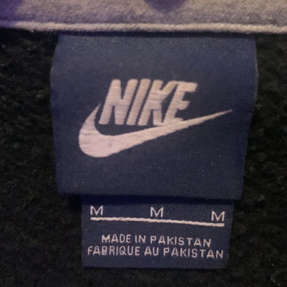 NIKE Black Sportswear Club Sweater - Picture 2 of 4